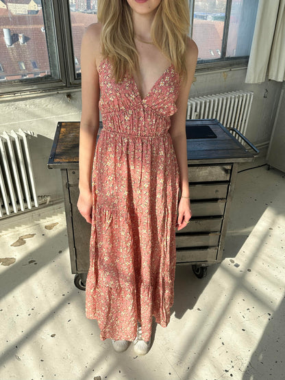 Kimora maxi dress with flowers - pink