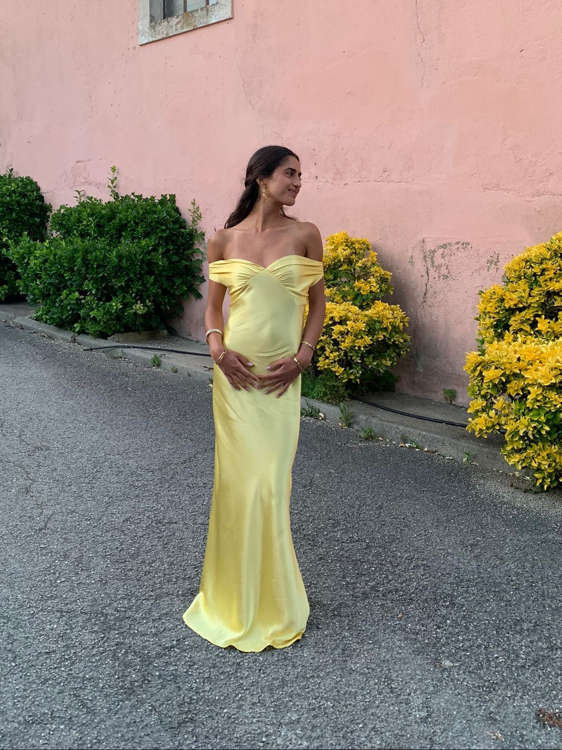 Andie off shoulder satin dress - Yellow