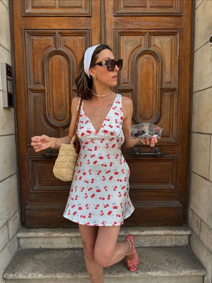Evie dress with pattern - Cherry pattern