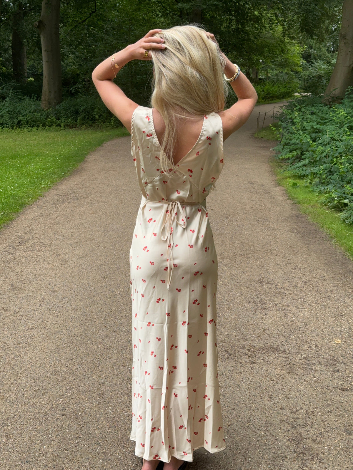 Marielle dress with flowers - Beige