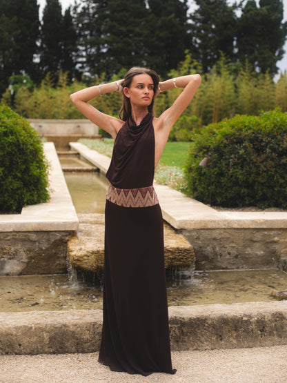 Skyla maxi dress with open back - Brown