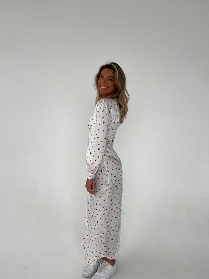 Frederikke satin dress with red flowers - White