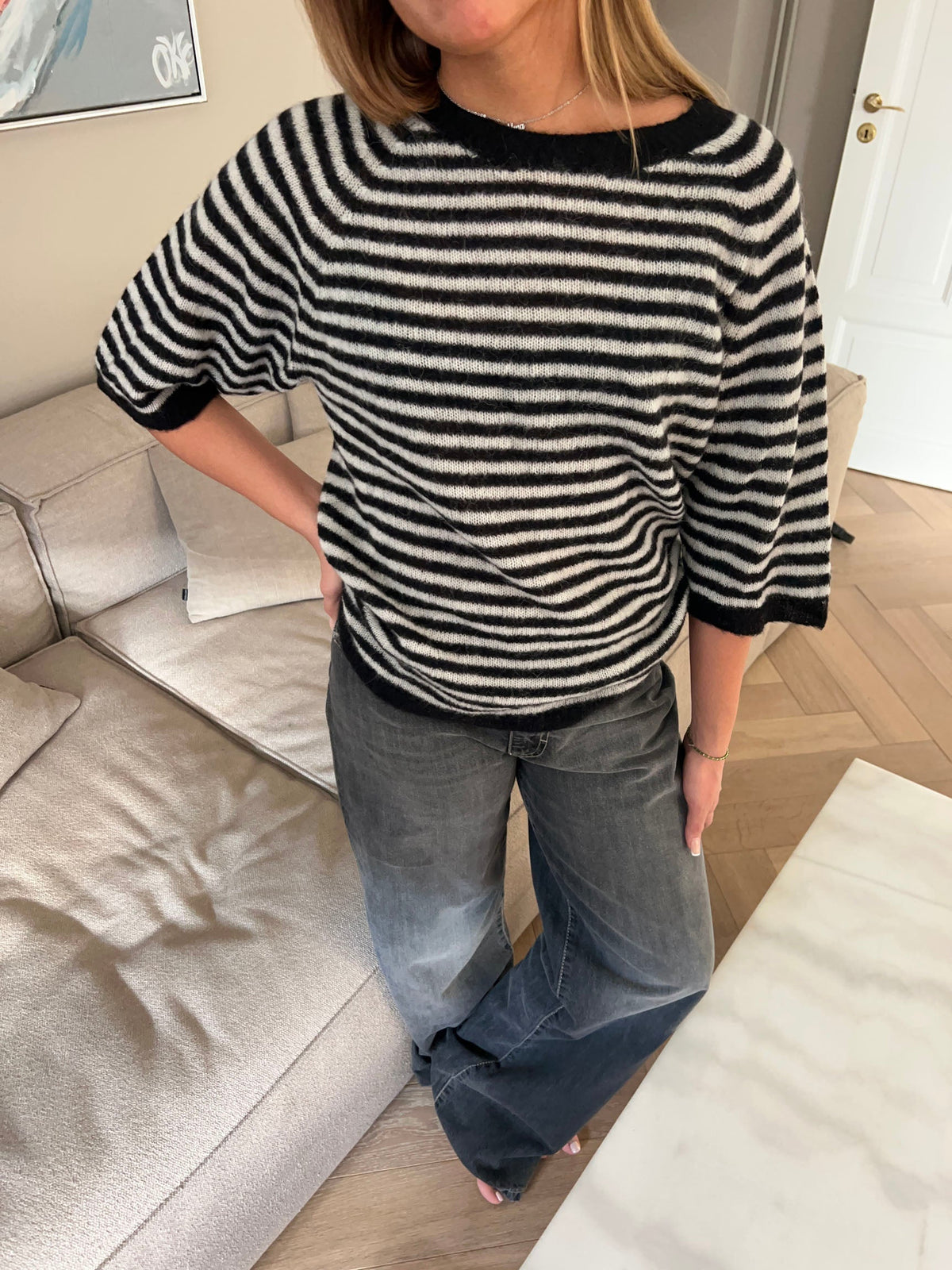 Almina knitted t-shirt with stripes - Black/white
