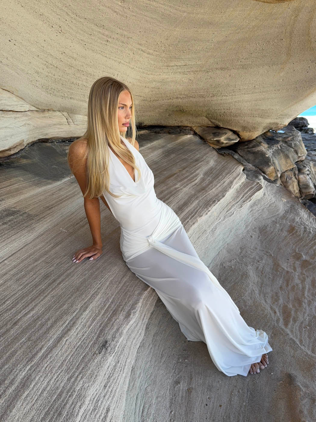 Redina open back maxi dress - White