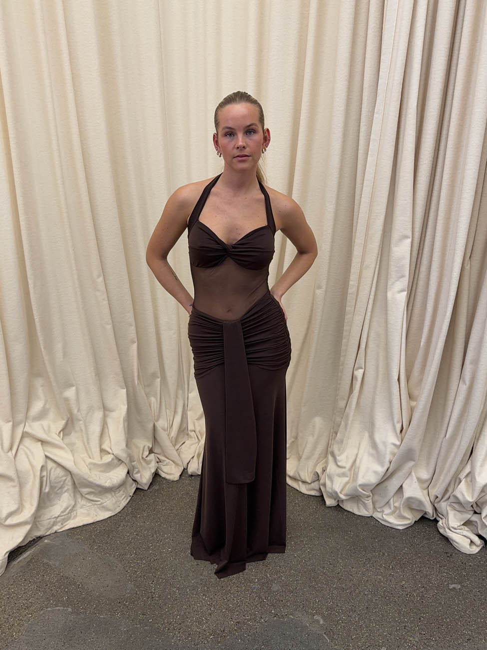 Lotina dress with tie detail - Brown