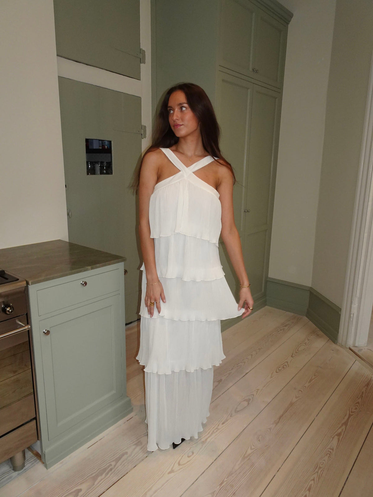 Daicy dress with ruffles - White