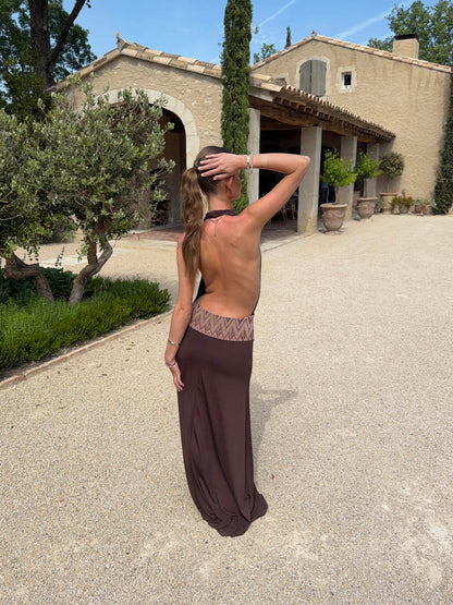 Skyla maxi dress with open back - Brown