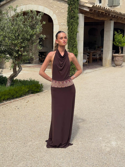 Skyla maxi dress with open back - Brown