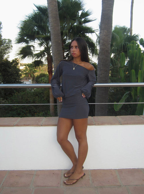 Isola dress with one shoulder detail – Grey