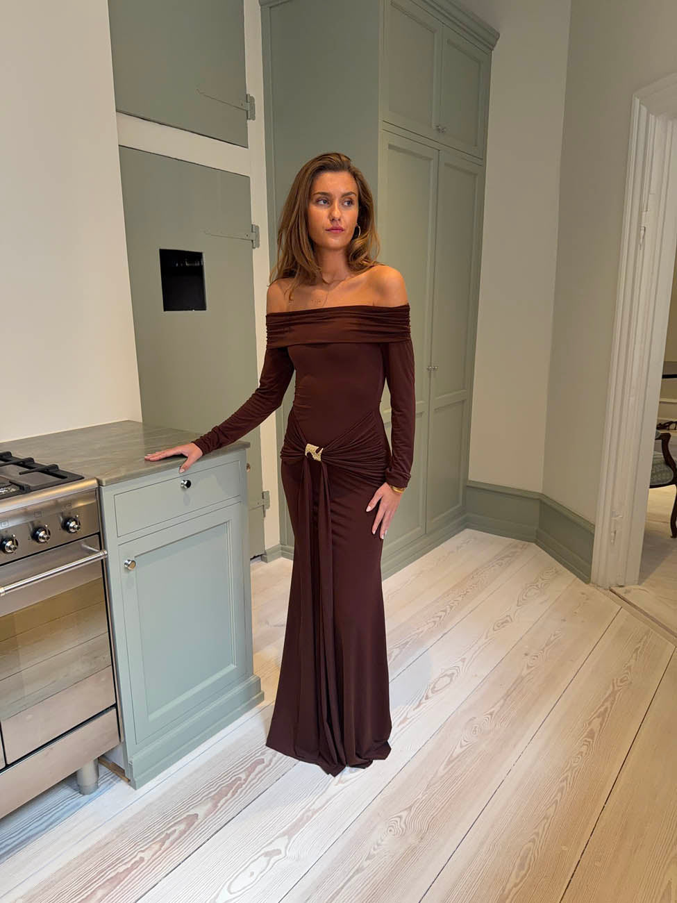 Lea long sleeve dress with gold detail - Brown