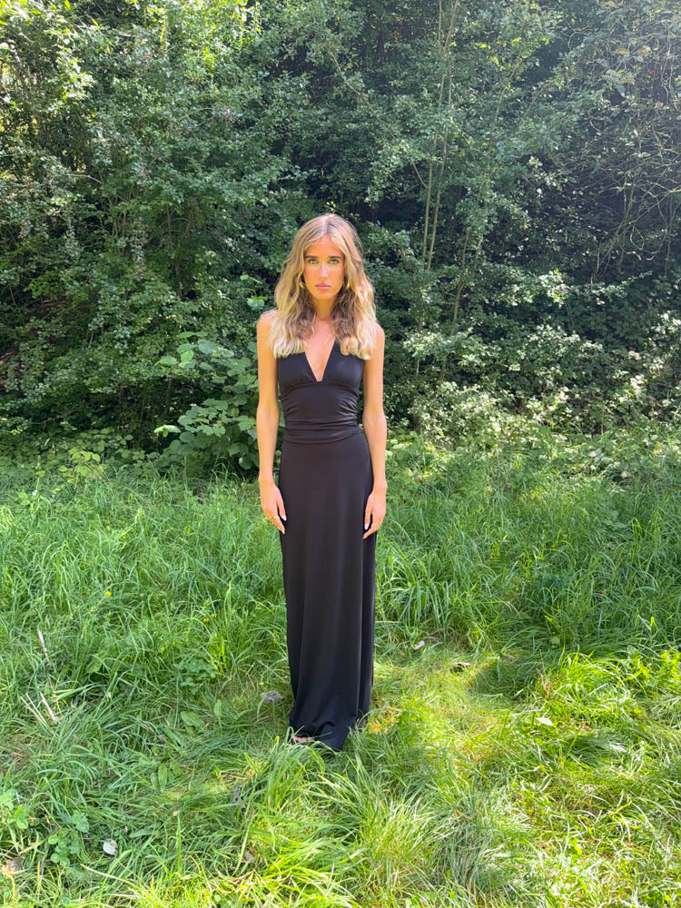 Clauda maxi dress with open back - Black