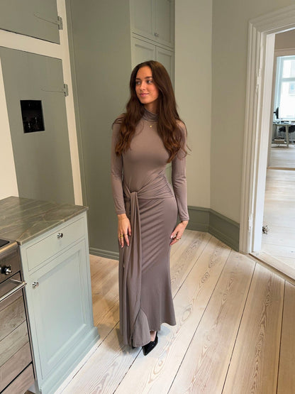 Silia maxi dress with ties - Taupe