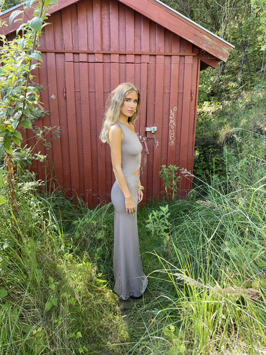 Baili maxi dress with cut out - Beige