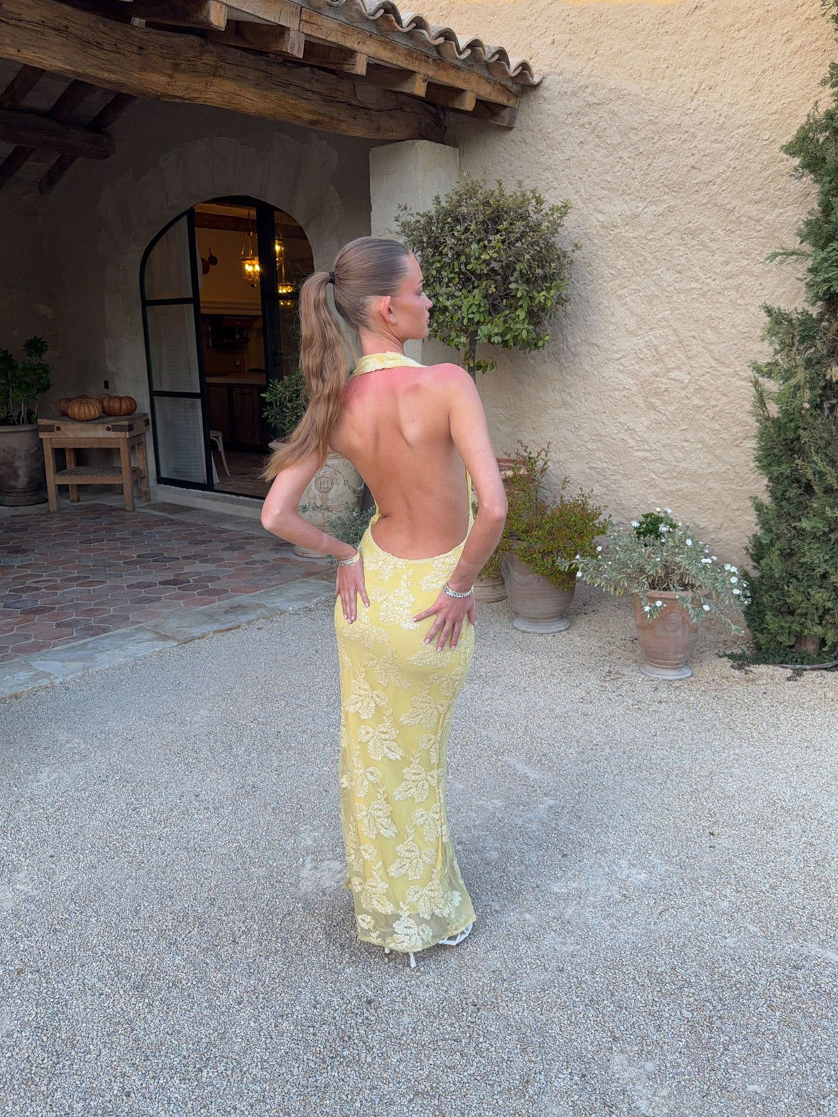 Eudora maxi dress with sequin flowers – Light yellow