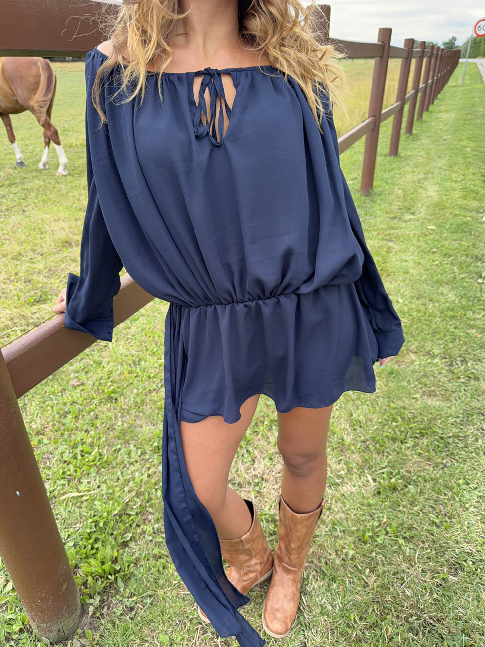 Aveline off shoulder dress - Navy