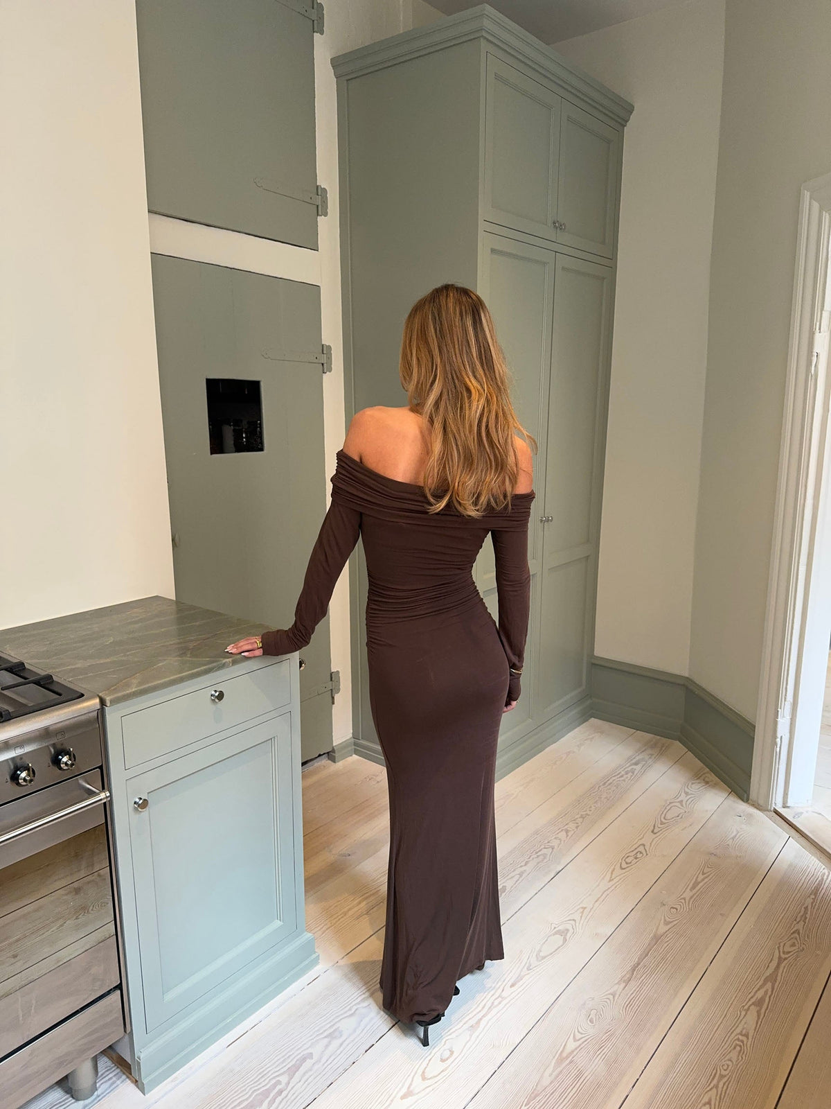 Nitta off shoulder maxi dress - Brown