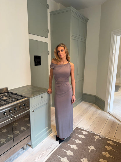 Mina off shoulder dress - Taupe