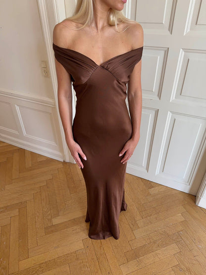 Andie off shoulder satin dress - Brown
